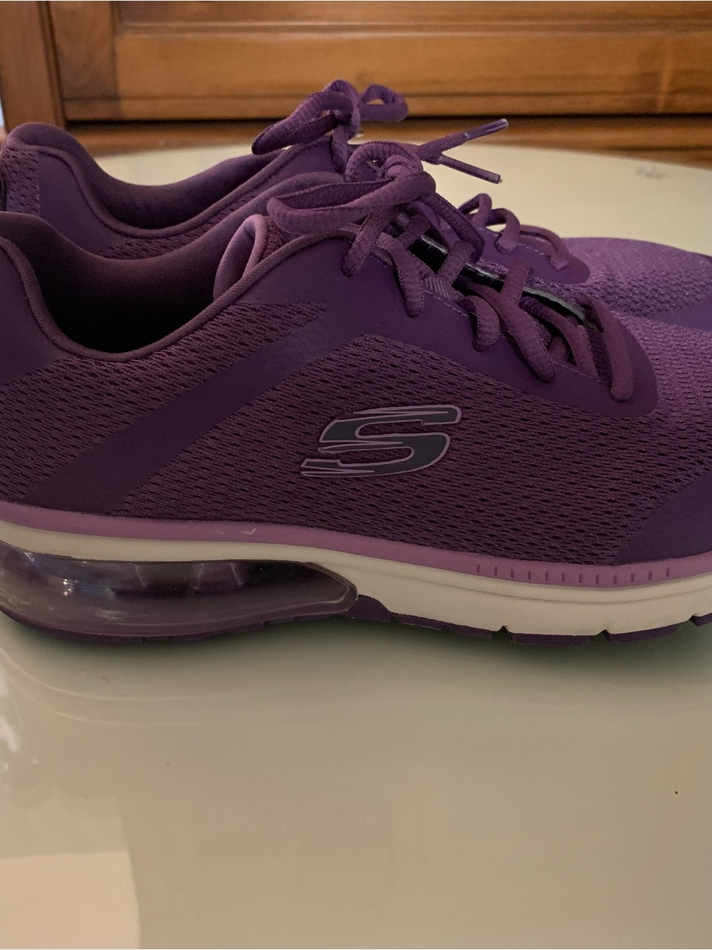 Skechers Women’s Purple Air-Cushion Athletic Sneakers 9 EUC